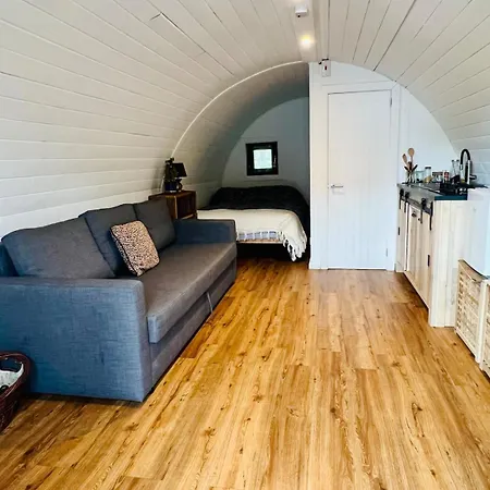 Chalet Welcome To The Pod Balnacart