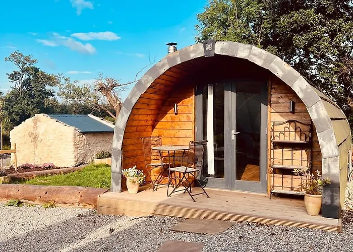 Dağ evi Welcome To La Petite Ferme & Family Balnacart